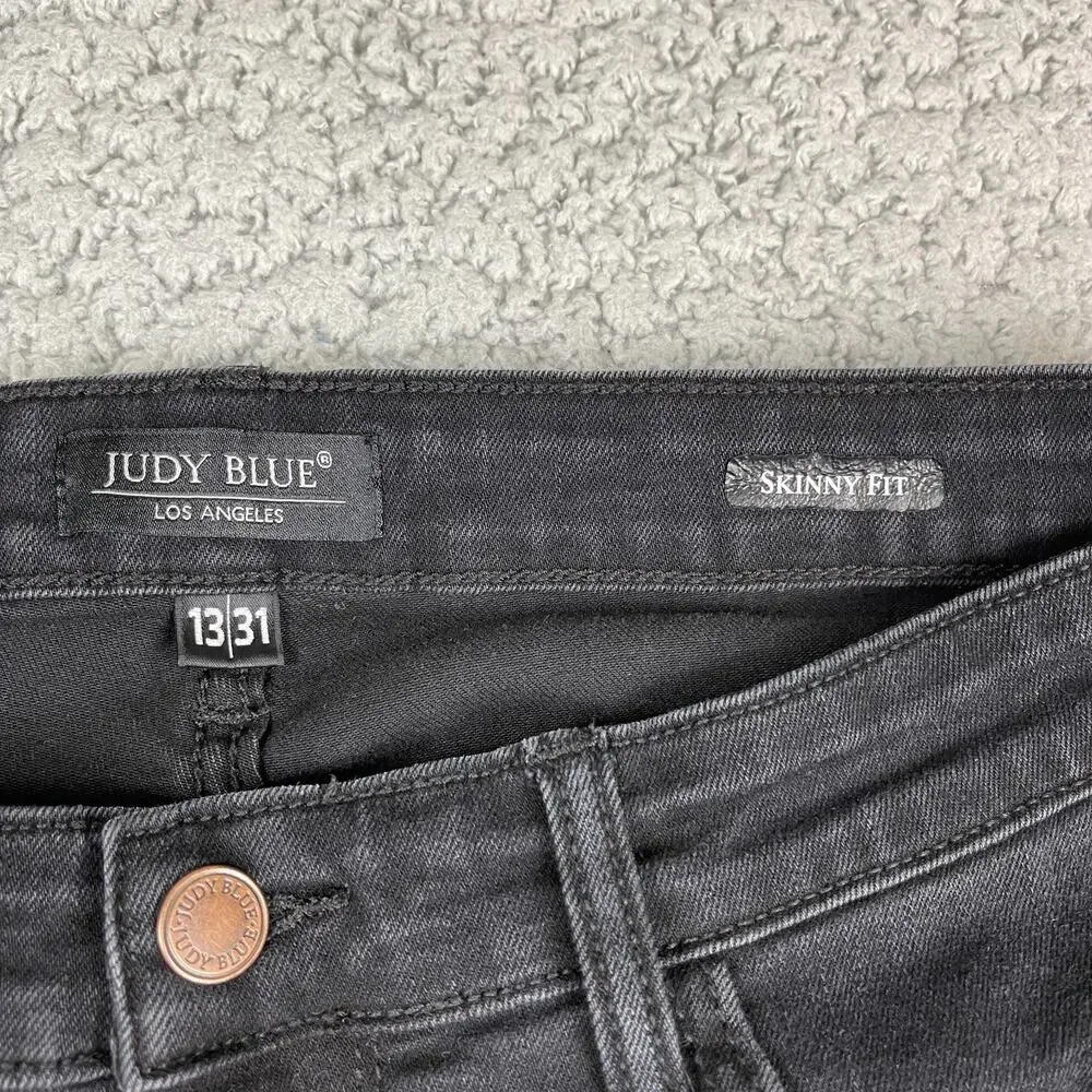 Judy Blue Skinny Fit Jeans 13/31 Mid Rise Destroyed Leopard Patch Denim Black